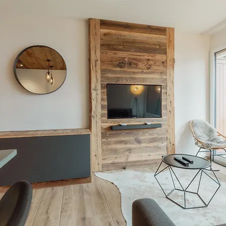 Apartment Renove Et Elegant En Plein Centre