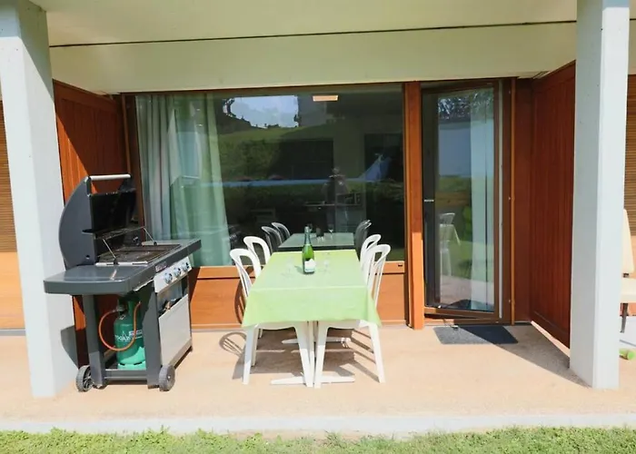 Appartement Rénové Et élégant En Plein Centre *